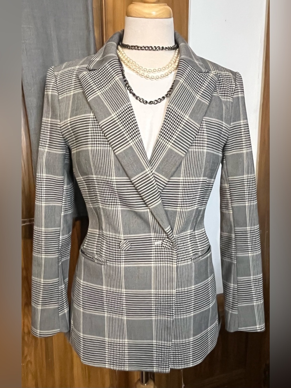 H&M Gray Glen Plaid Tailored Blazer with Notch Lapel